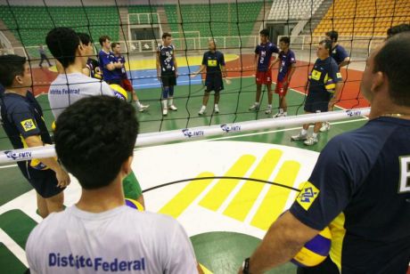 Atletas escolhidos pela CBV irão jogar em julho no Campeonato Sul-Americano de Seleções Infanto Juvenil