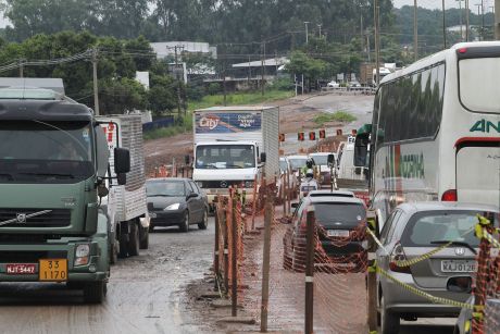 Rota alternativa no Complexo Viário do Tijucal é alterada
