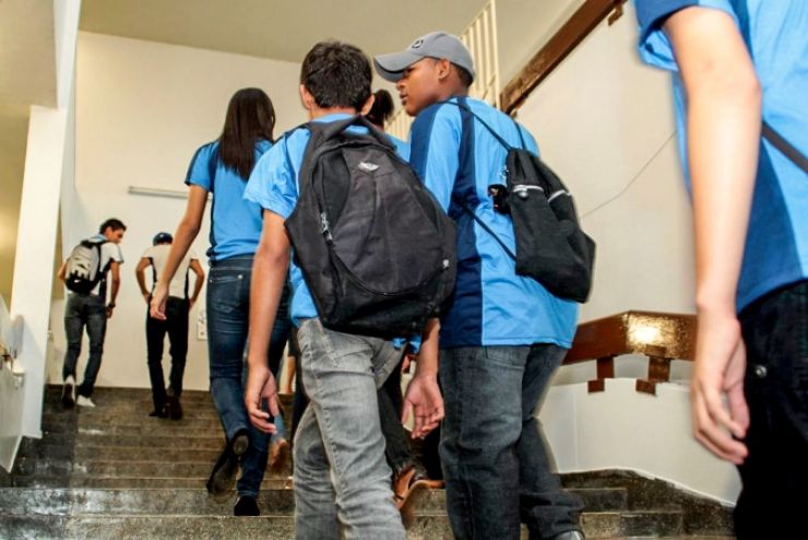 Governo abre 1.049 vagas de estágios nos órgãos estaduais