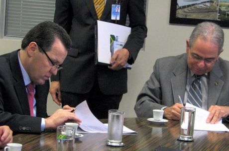 Silval Barbosa assina convênio para construção da terceira etapa do novo Aeroporto Marechal Rondon