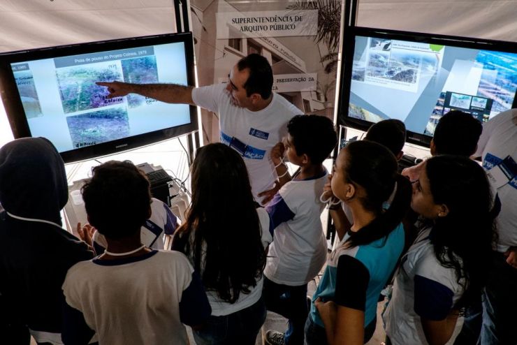 Arquivo Público realiza exposição com documentos e fotos da ocupação de Juína