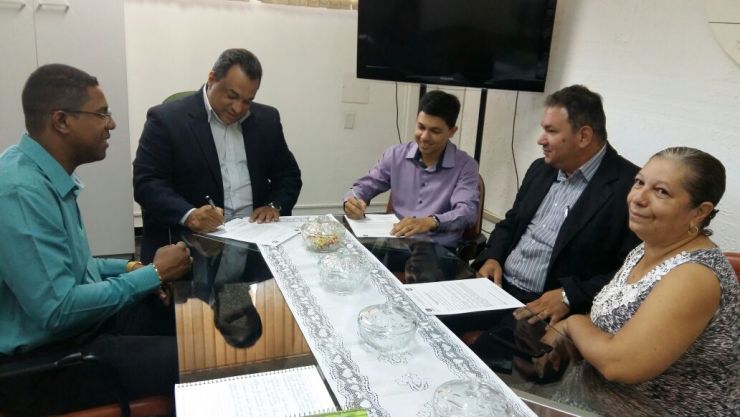 Seges e Unemat firmam parceria para capacitação de servidores