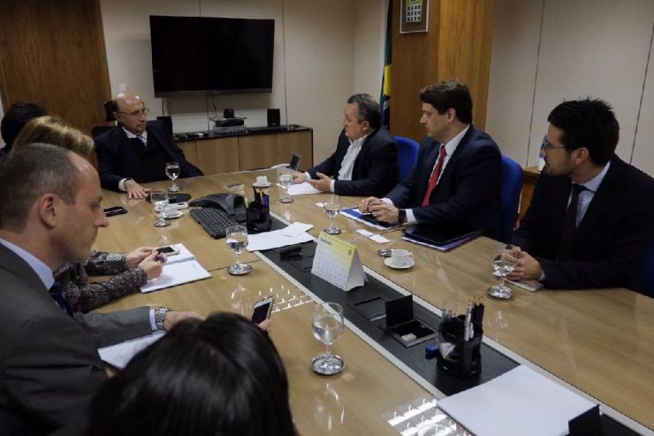 União garante renegociar dívidas de Mato Grosso se PEC atender às exigências