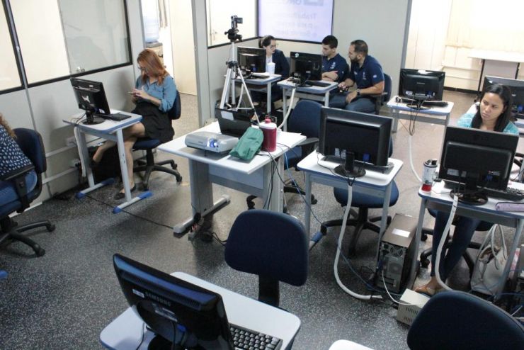 Seges inaugura laboratório de informática para capacitação