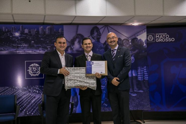 Servidores são premiados por iniciativas que melhoram serviços prestados à população