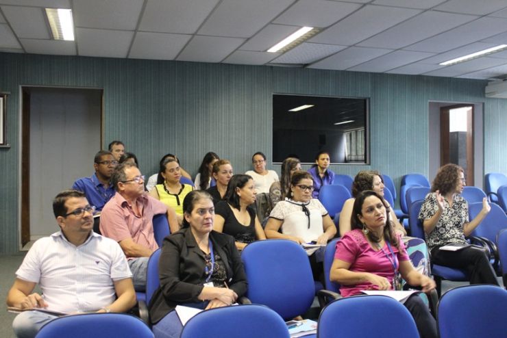Escola de Governo realiza palestra para servidores da CGE