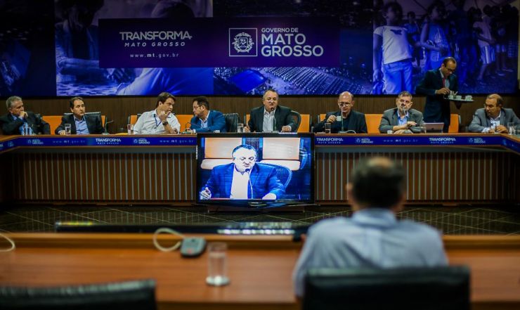 Taques debate Teto de Gastos com segmentos comercial e empresarial