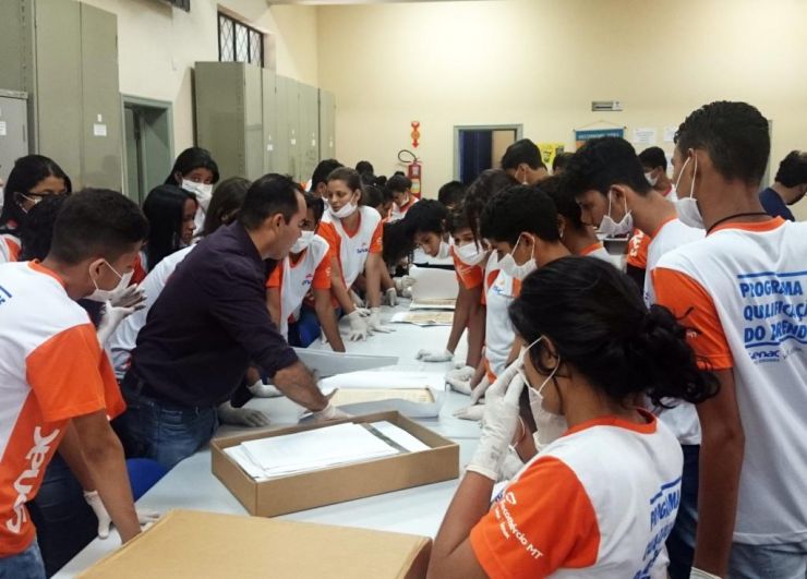 Estudantes do Senac visitam Arquivo Público