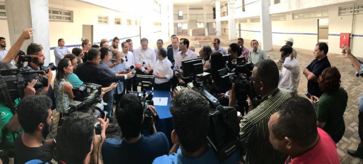 Governador visita obra da Escola Técnica de Cuiabá e autoriza Concurso