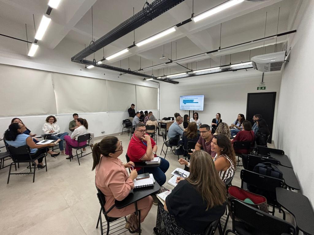 Programa LíderES+ encerra 2025 com módulo voltado à comunicação e engajamento