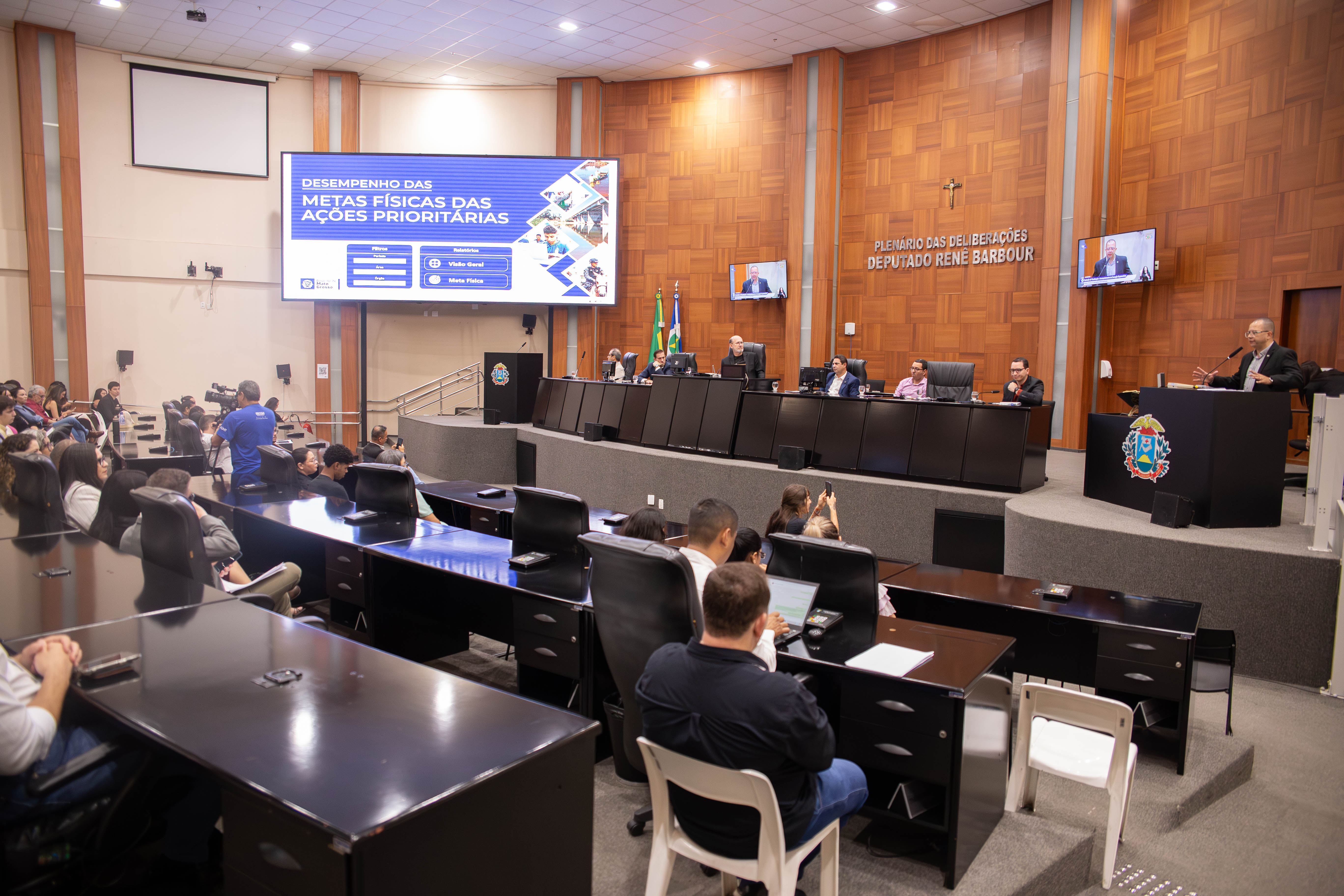Governo de MT apresenta 158 metas com desempenho médio de 74% de execução no 1º semestre de 2025