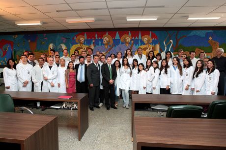 Silval Barbosa destaca fortalecimento do curso de Medicina em MT durante aula inaugural