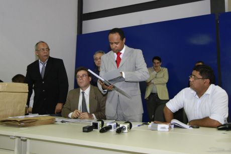 Comissão julga recursos improcedentes e confirma VLT Cuiabá como vencedor da licitação.