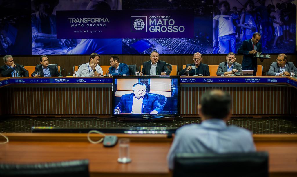 Taques debate Teto de Gastos com segmentos comercial e empresarial