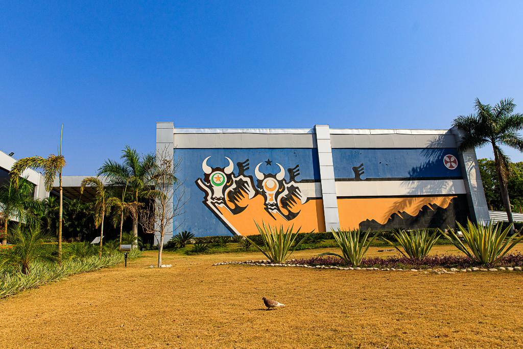 Governo de MT sanciona lei que traz novas regras para contratação de consignados