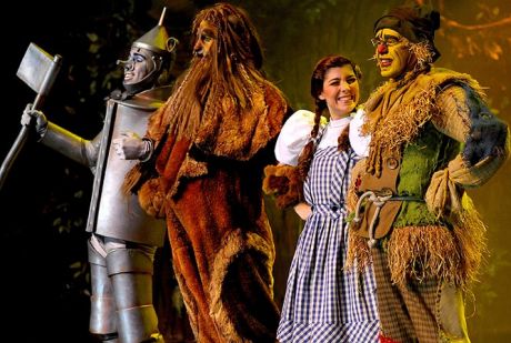 No Dia das Crianças tem O Mágico de Oz no palco do Cine Teatro Cuiabá