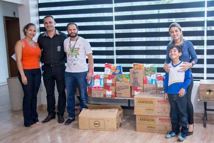 Leite e bolachas arrecadados por servidores da Seges ajudam crianças com câncer